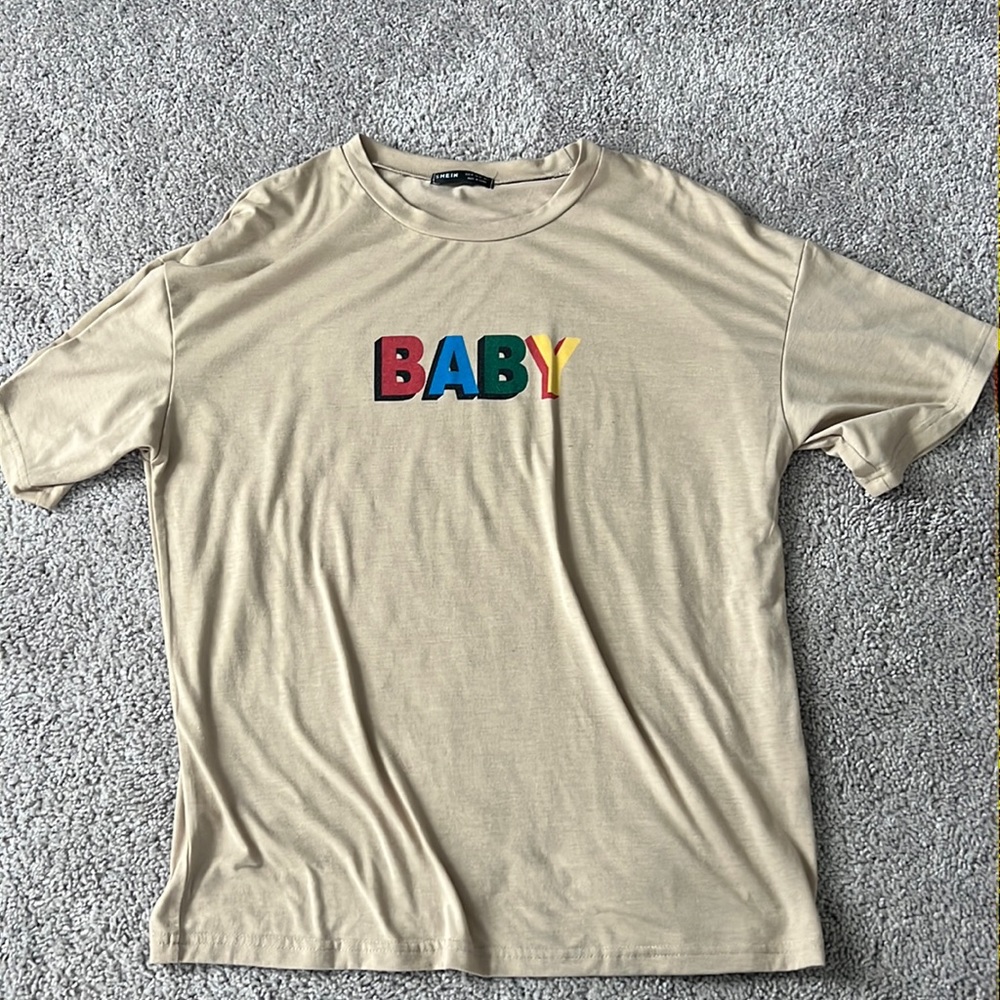 SHEIN. Tan oversized tee